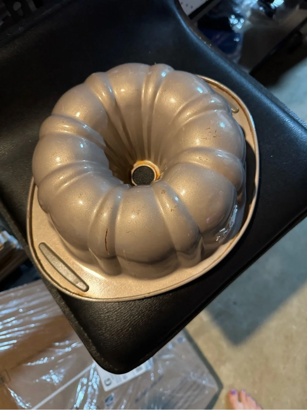 Farberware Gold Bundt Cake Pan - Nonstick Fluted Mold